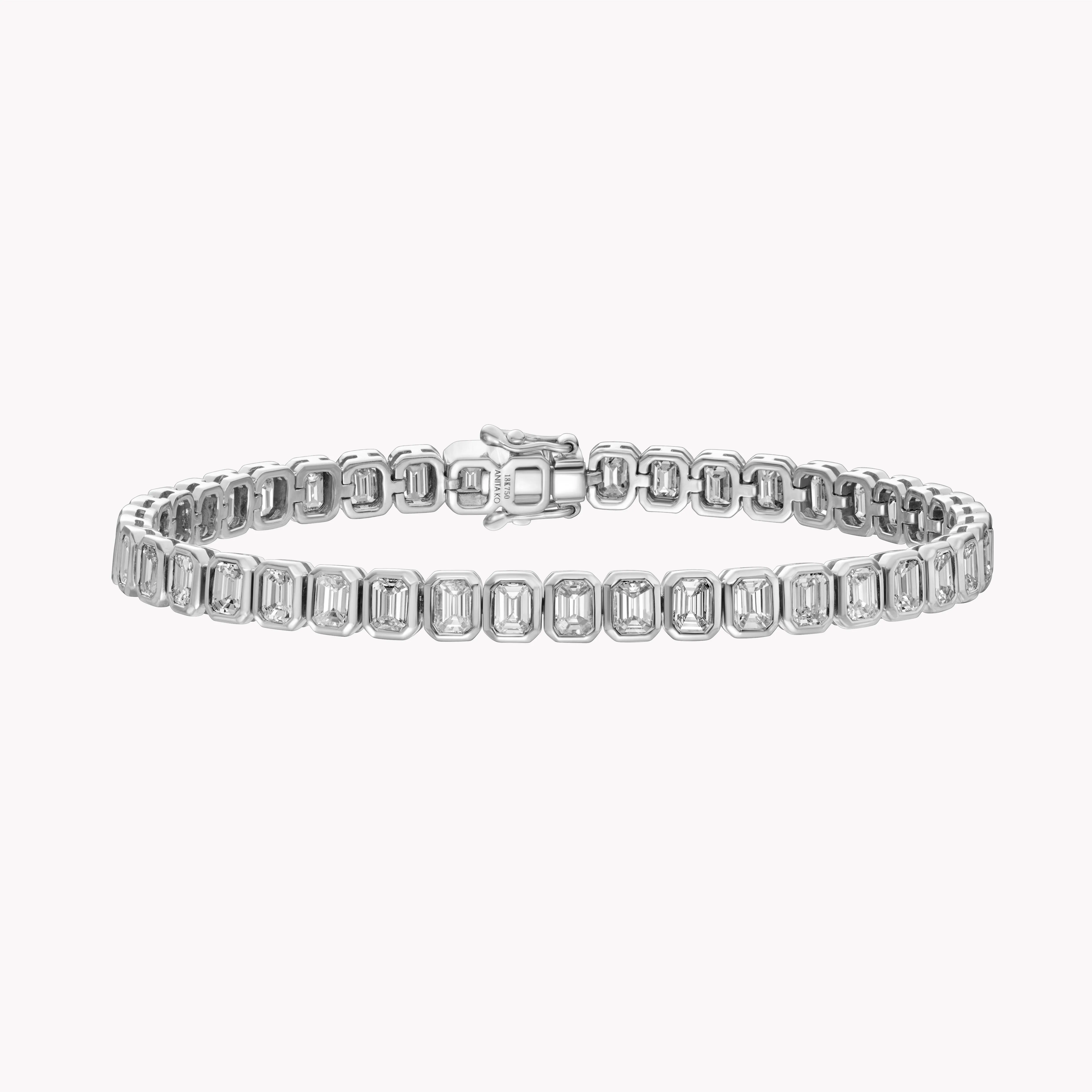 Bezeled Emerald Cut Tennis Bracelet