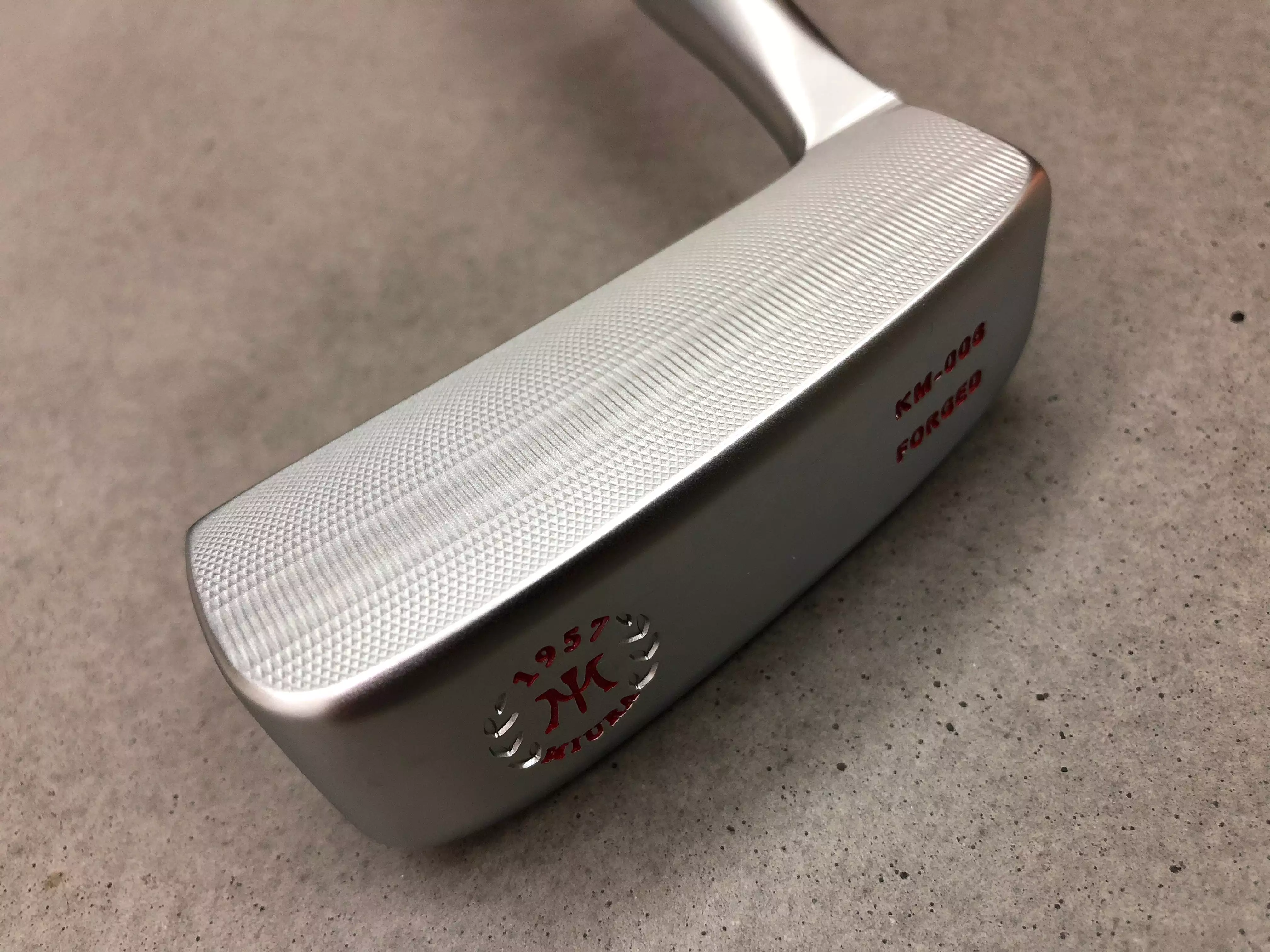 Miura Golf Putter KM-008 White Boron - Red Edition