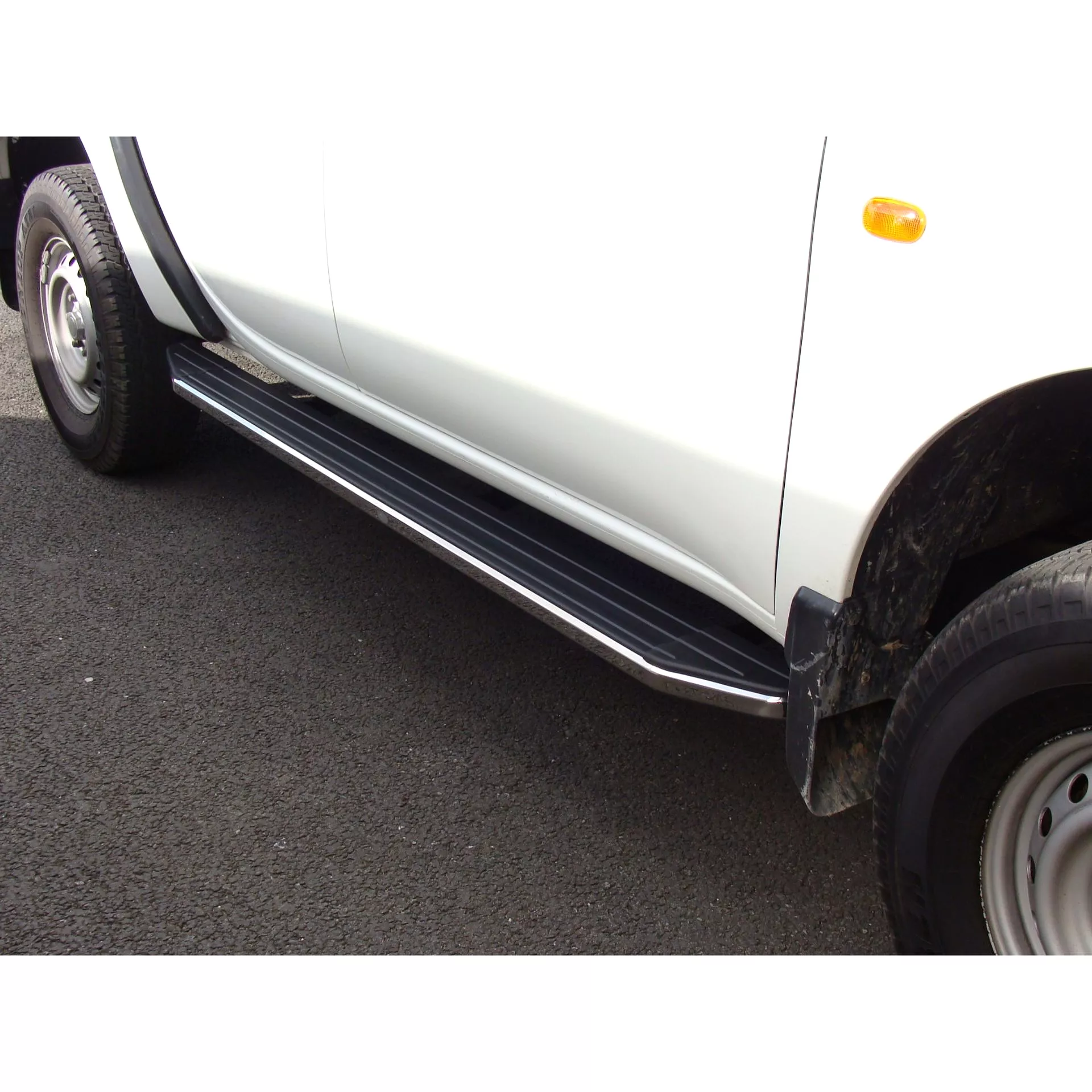 Raptor Side Steps Running Boards for Mitsubishi L200 Double Cab 2005-2015